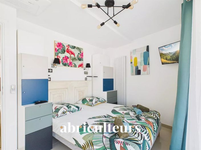 Image No.13-2 Bed Apartment for sale