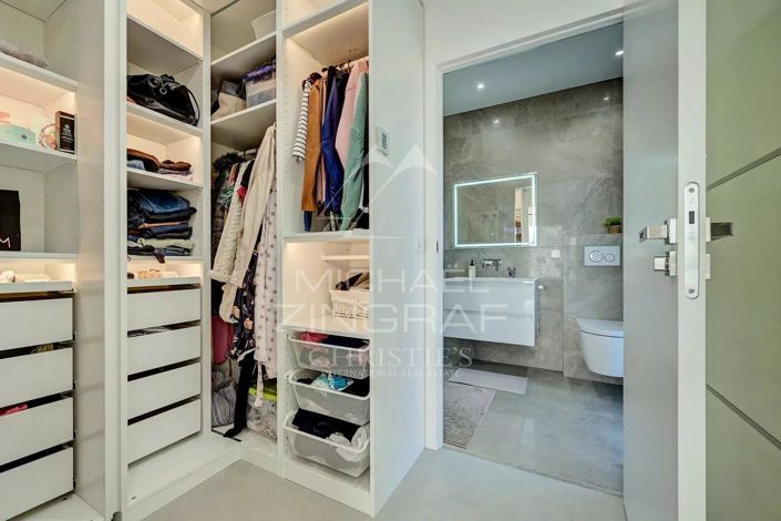 Image No.13-4 Bed House for sale