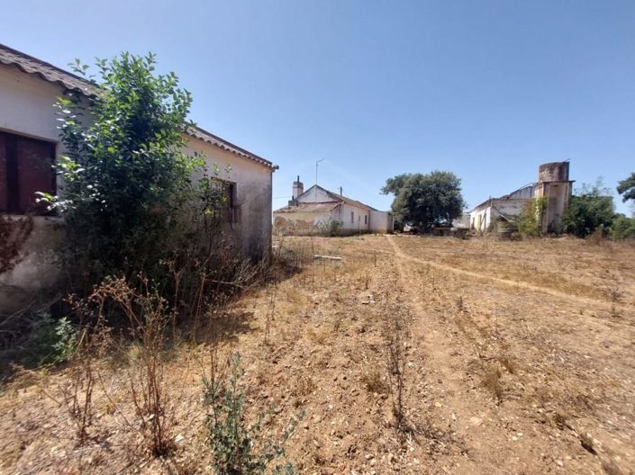 Image No.14-2 Bed House for sale