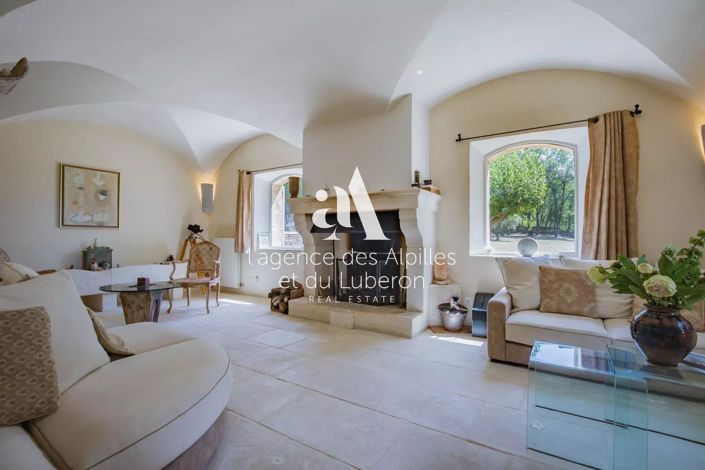 Image No.10-4 Bed House for sale