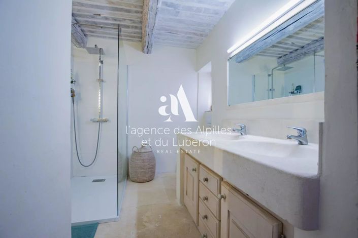 Image No.15-4 Bed House for sale