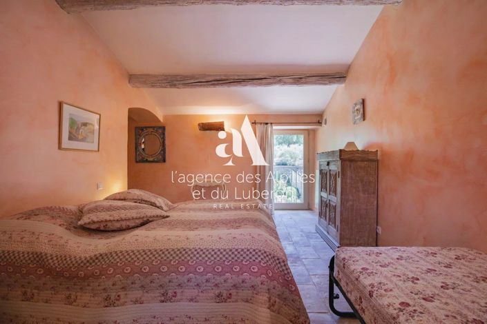 Image No.16-4 Bed House for sale