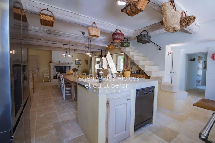 Image No.7-4 Bed House for sale