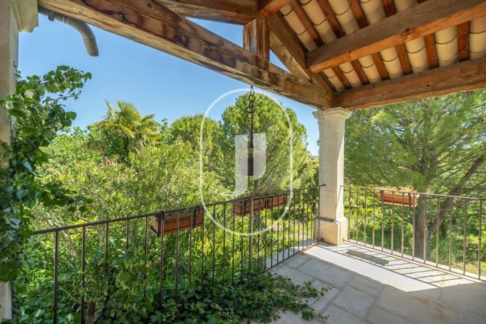 Image No.7-9 Bed House for sale