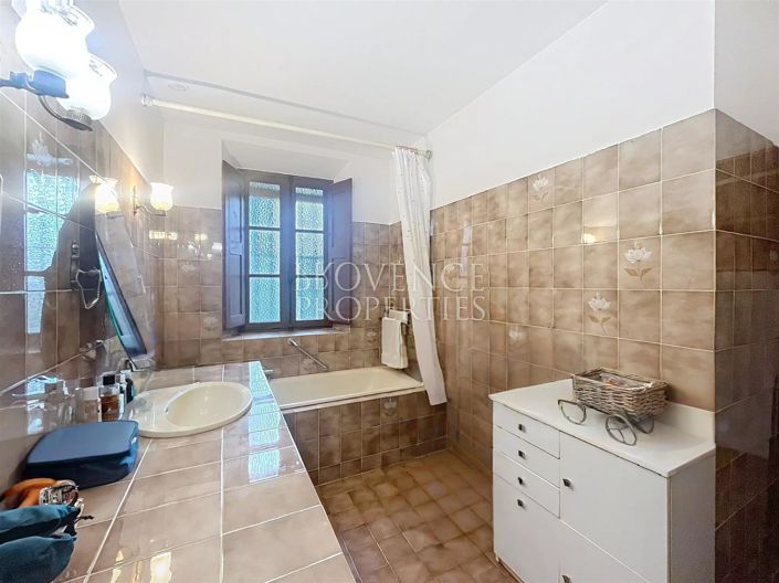 Image No.5-4 Bed House for sale