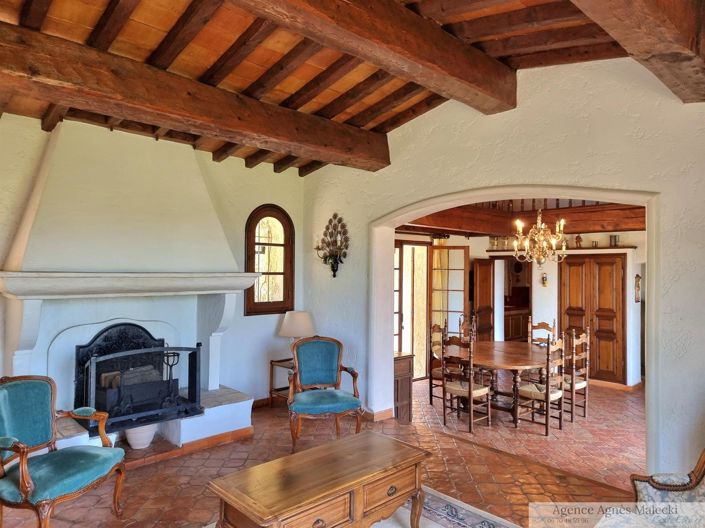 Image No.6-4 Bed House for sale