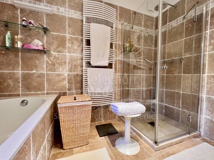 Image No.21-Maison de 6 chambres à vendre à Châteauneuf-Grasse