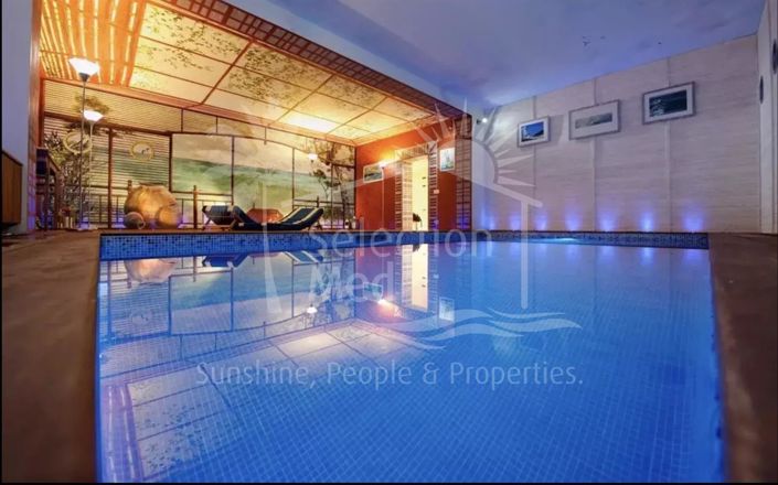 Image No.25-5 Bed House for sale