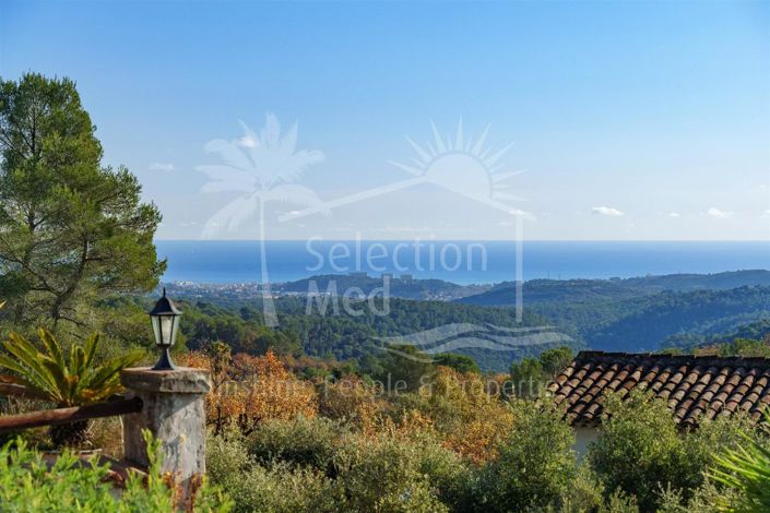 Image No.2-Maison de 4 chambres à vendre à Tourrettes-sur-Loup