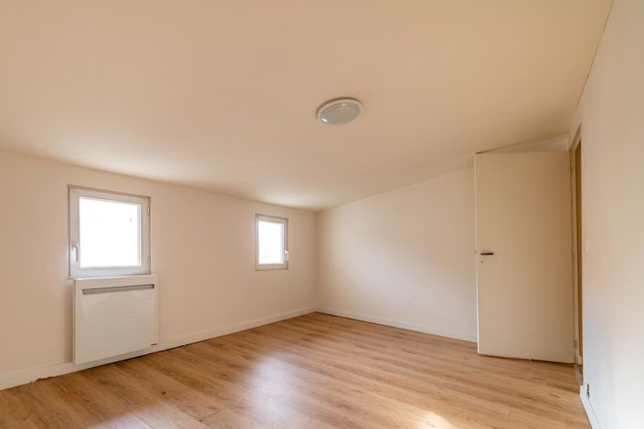 Image No.8-Maison de 4 chambres à vendre à Saintes