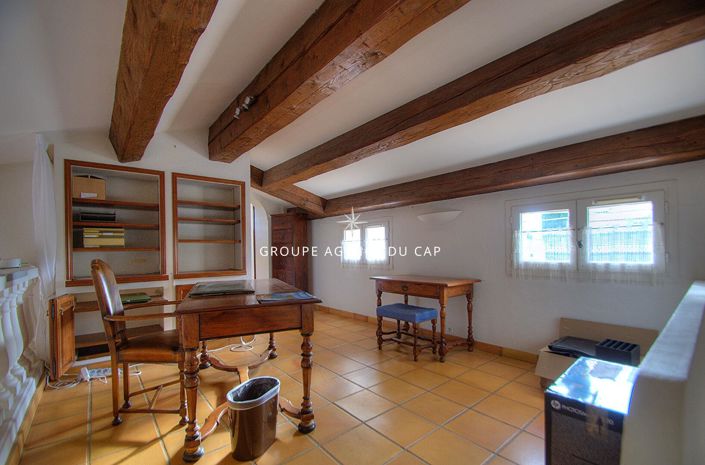 Image No.7-4 Bed House for sale