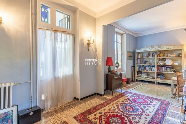 Image No.13-5 Bed Property for sale