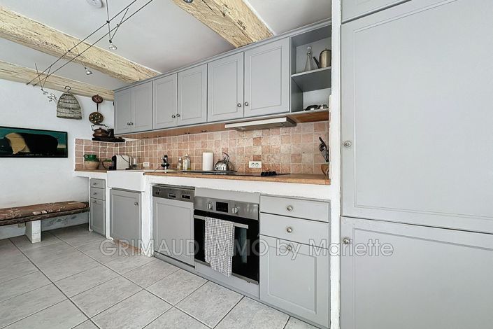 Image No.3-1 Bed House for sale