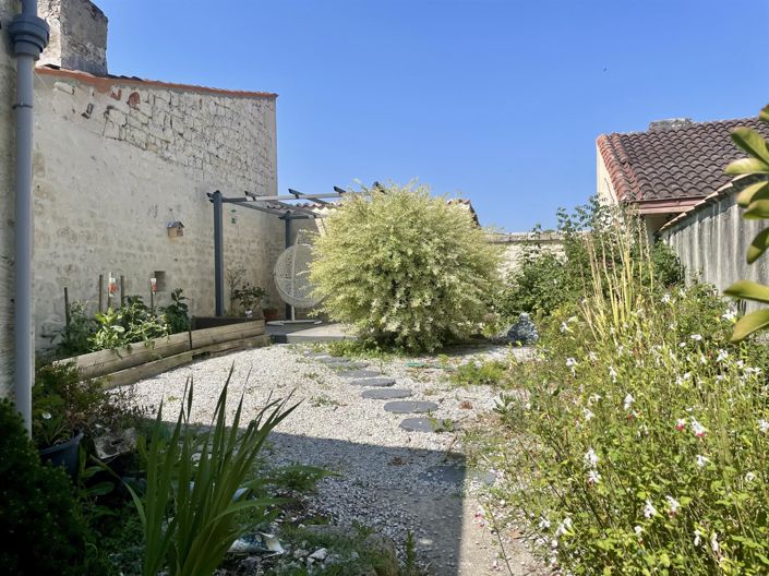 Image No.5-Maison de 3 chambres à vendre à Saint-Savinien