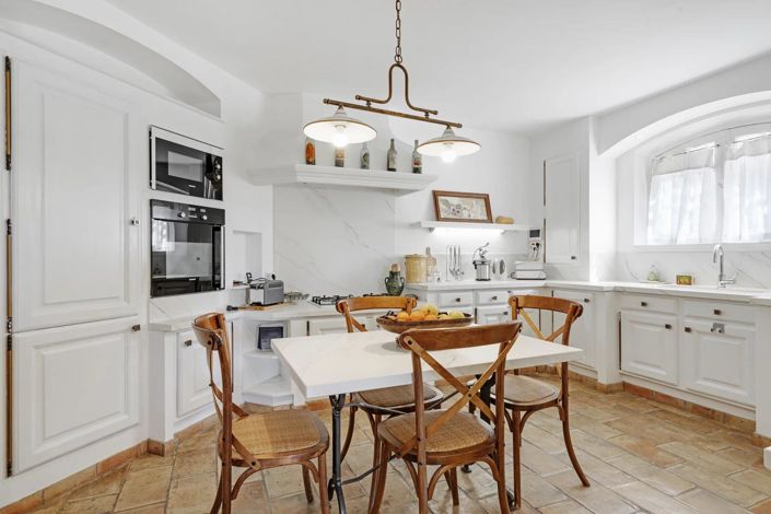 Image No.13-3 Bed House for sale