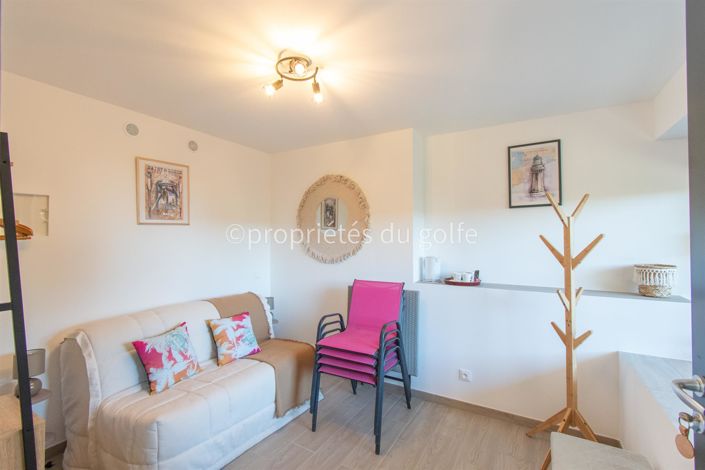 Image No.11-3 Bed House for sale