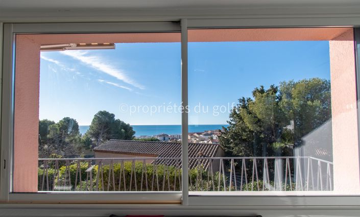 Image No.6-3 Bed House for sale