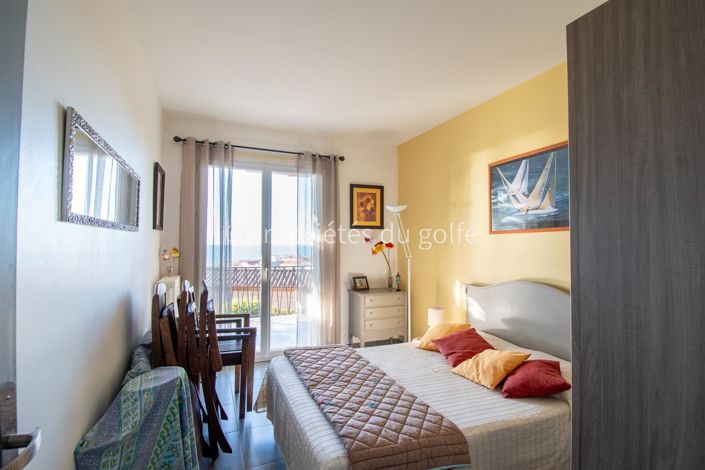 Image No.8-3 Bed House for sale