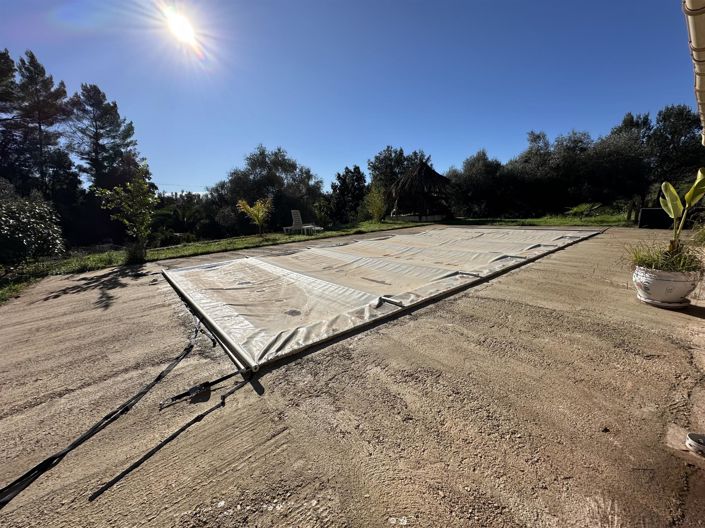 Image No.12-4 Bed House for sale