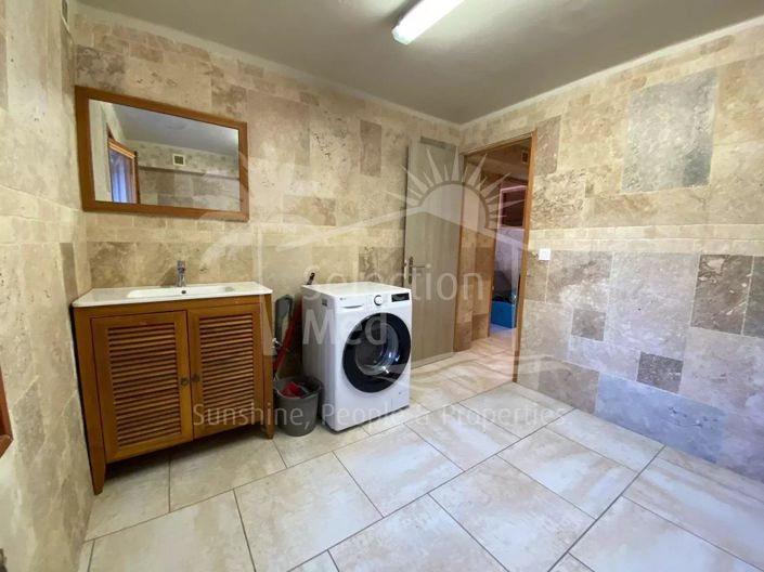 Image No.26-5 Bed House for sale