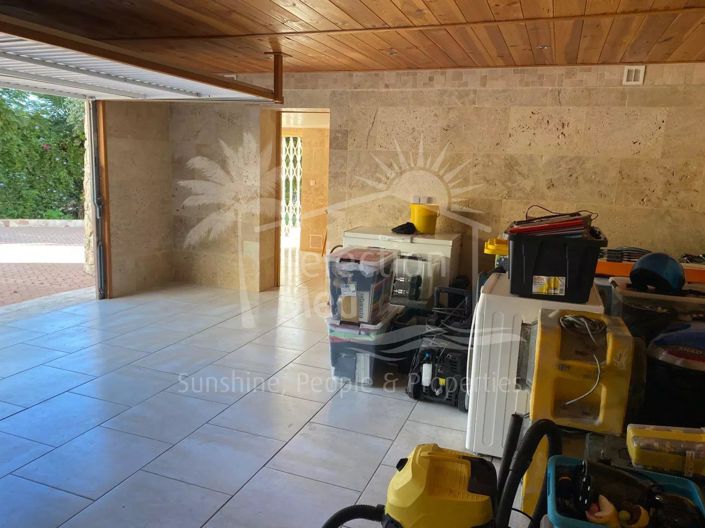 Image No.28-5 Bed House for sale