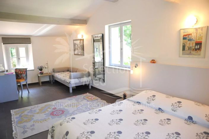 Image No.19-9 Bed House for sale