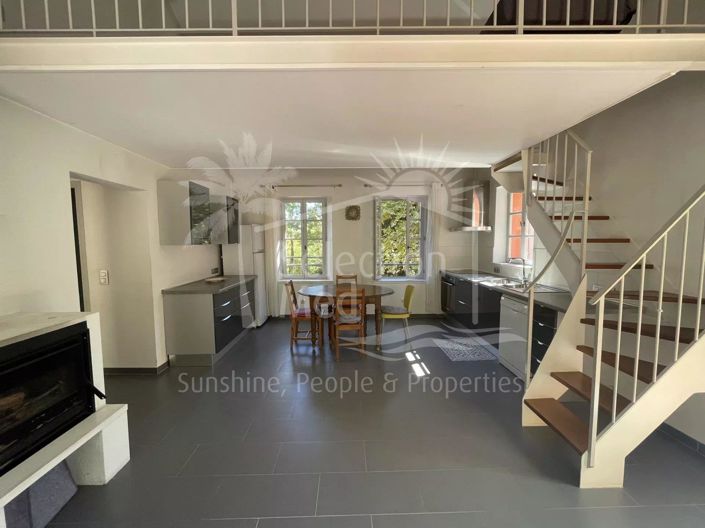 Image No.26-9 Bed House for sale