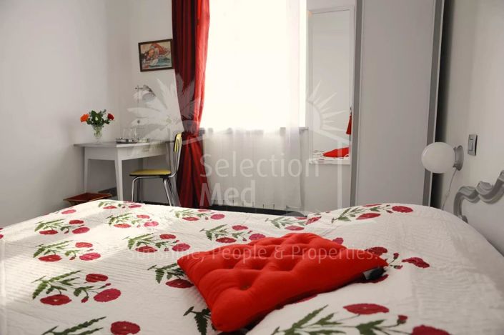 Image No.8-9 Bed House for sale