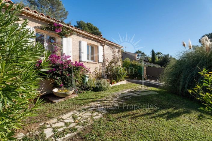 Image No.2-3 Bed House for sale