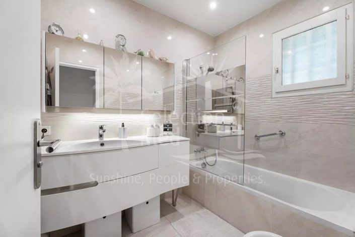 Image No.23-3 Bed House for sale