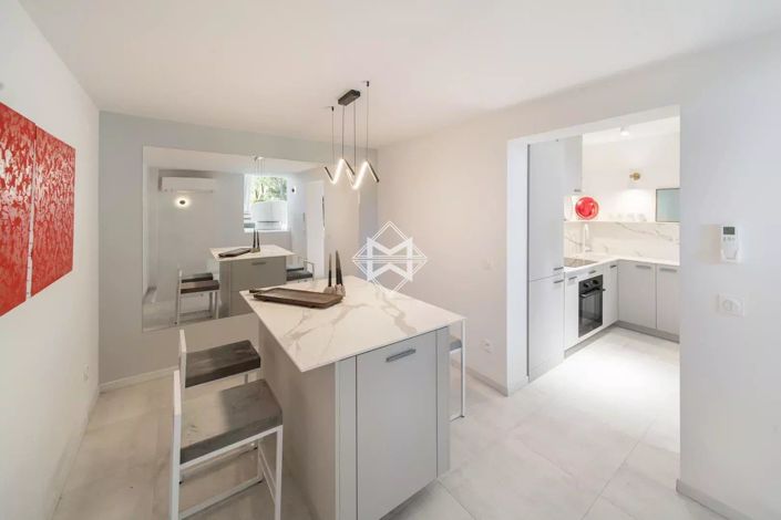 Image No.6-3 Bed Apartment for sale