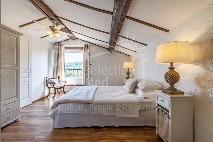 Image No.15-4 Bed House for sale