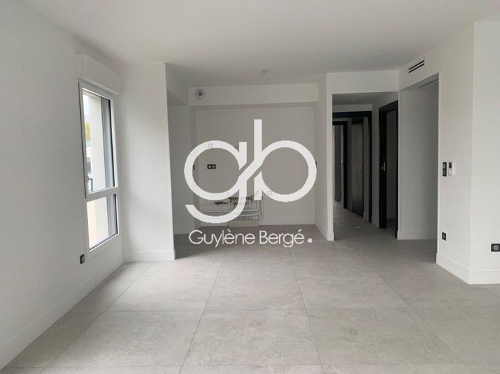 Image No.7-3 Bed Apartment for sale