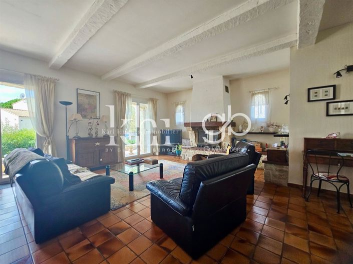 Image No.3-3 Bed House for sale