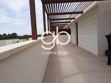 1 - Castries, Apartment