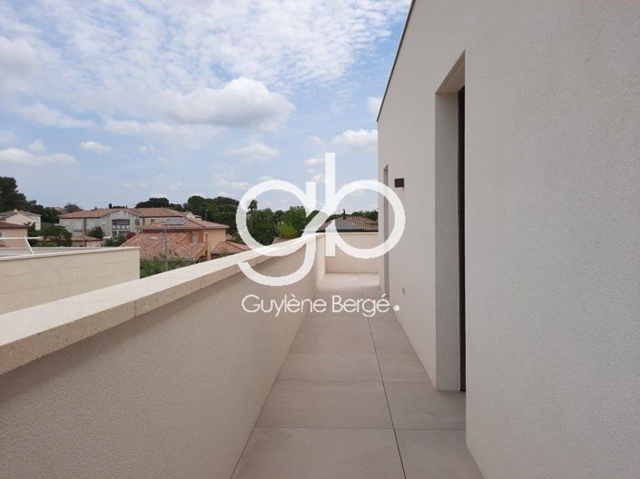 Image No.10-3 Bed Apartment for sale