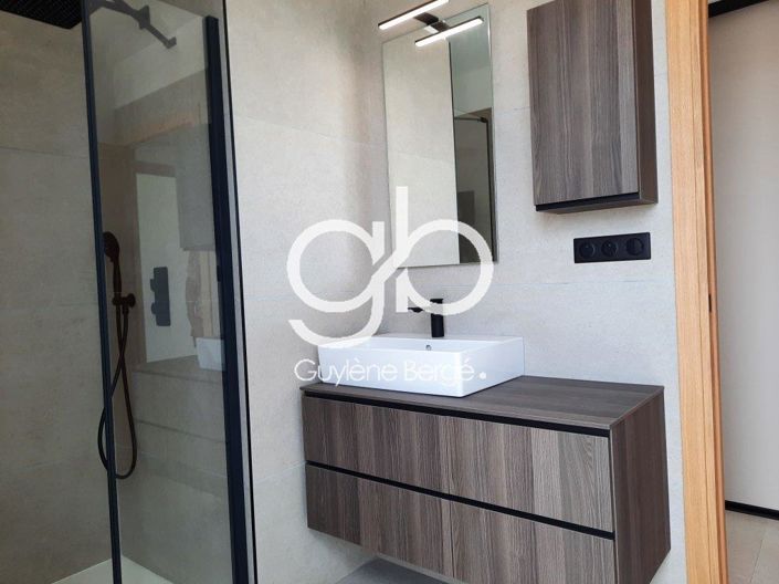 Image No.9-3 Bed Apartment for sale