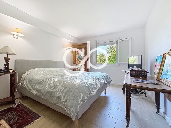 Image No.11-4 Bed House for sale