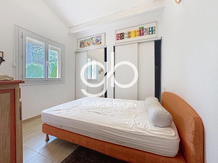 Image No.14-4 Bed House for sale