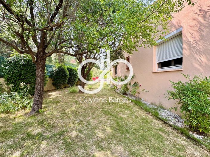 Image No.16-4 Bed House for sale