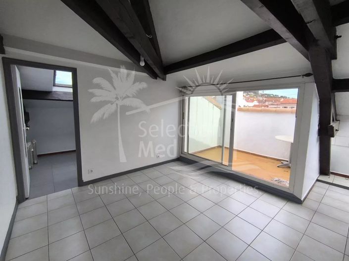 Image No.2-Appartement de 1 chambre à vendre à Vallauris