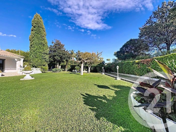 Image No.15-3 Bed House for sale