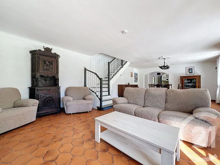 Image No.4-3 Bed House for sale