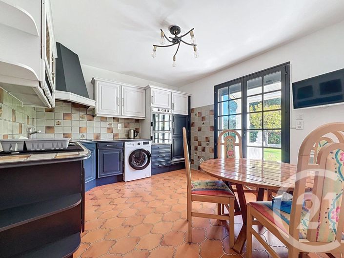 Image No.7-3 Bed House for sale