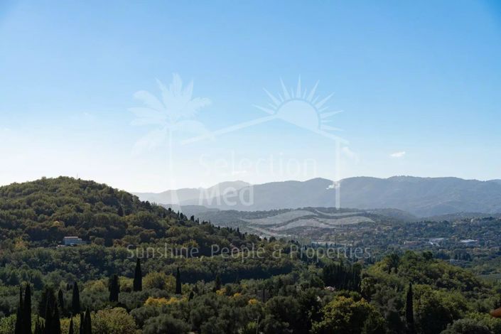 Image No.20-3 Bed Apartment for sale