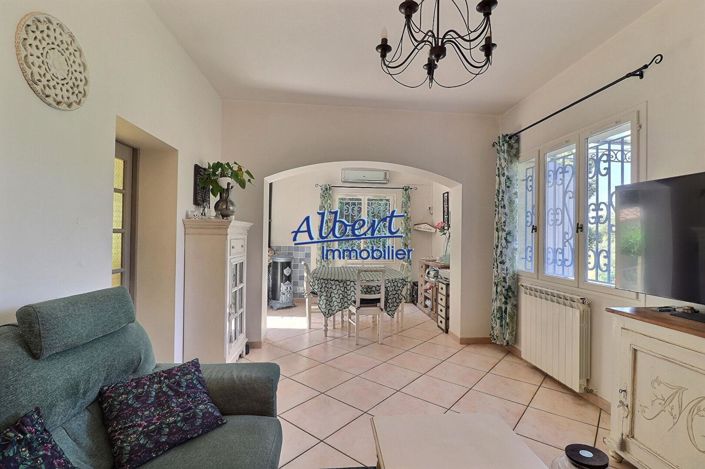 Image No.3-4 Bed House for sale