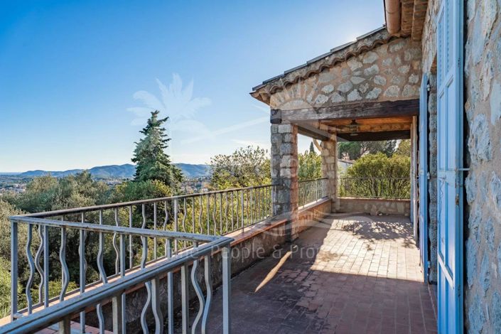 Image No.12-4 Bed House for sale