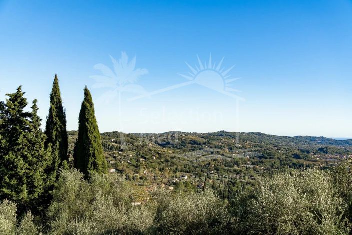 Image No.18-4 Bed House for sale