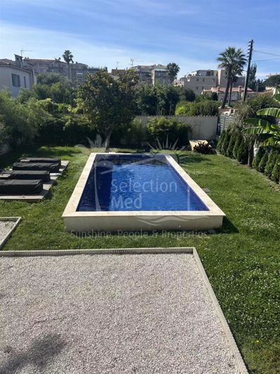 Image No.3-6 Bed House for sale