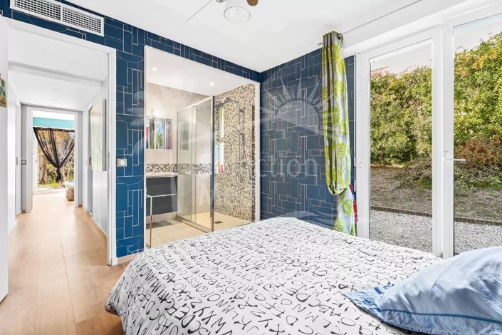 Image No.13-5 Bed House for sale